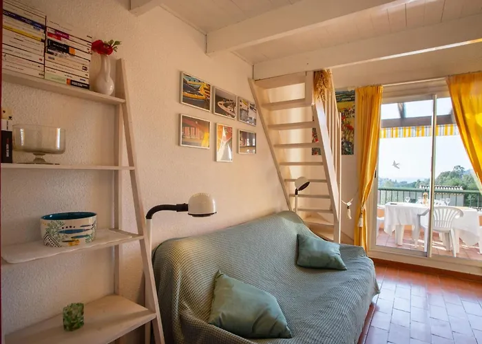 펜션 Les Mas De Pramousquier-1 By Interhome *